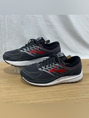 Brooks Addiction 13 Men’s Size 8 D Gray Red Running Walking Shoes